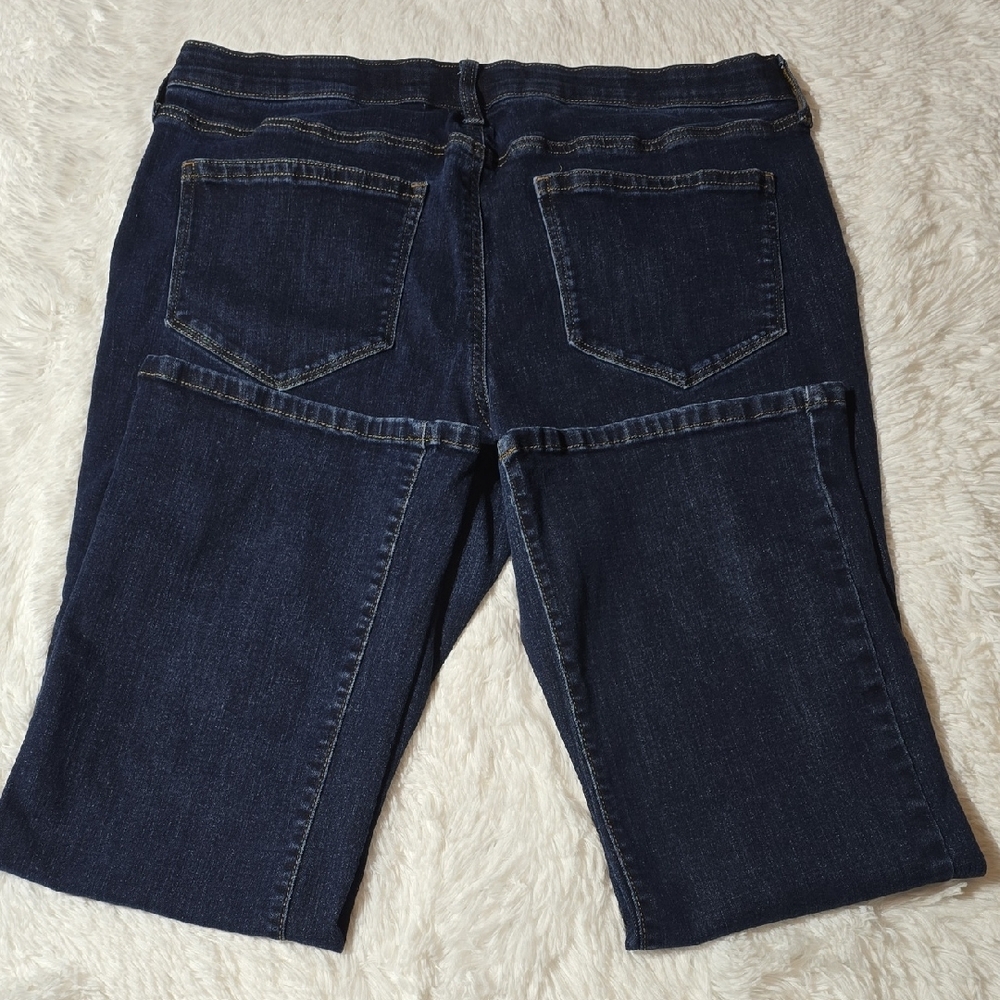 Women's Dark Blue Jeans